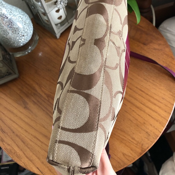 Coach Handbag - Picture 7 of 9